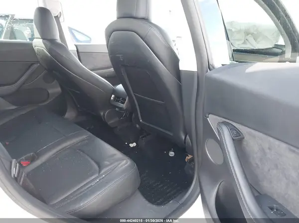 5YJYGDEEXMF184669 2021 TESLA MODEL Y - Image 8