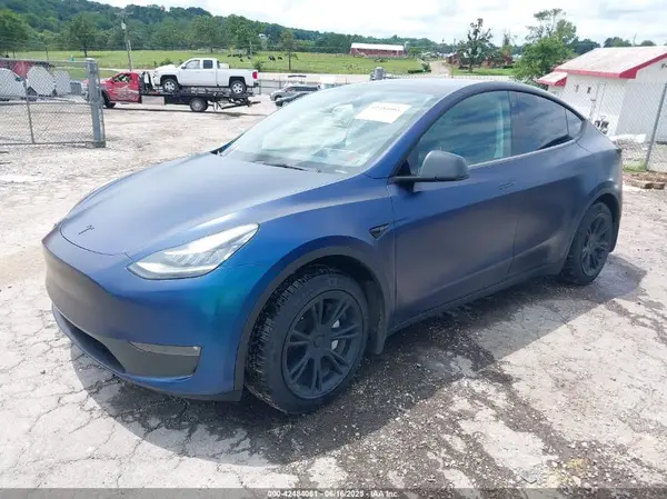 5YJYGDEEXMF188575 2021 TESLA MODEL Y - Image 2
