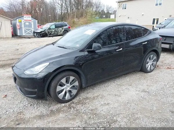5YJYGDEEXMF194389 2021 TESLA MODEL Y - Image 2