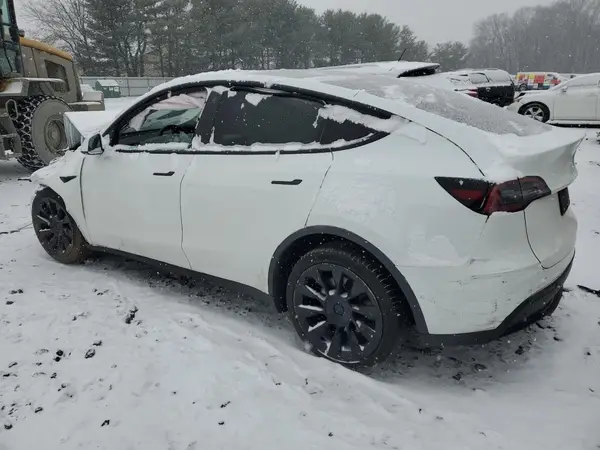 5YJYGDEEXMF195638 2021 TESLA MODEL Y - Image 2