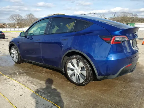 5YJYGDEEXMF198572 2021 TESLA MODEL Y - Image 2