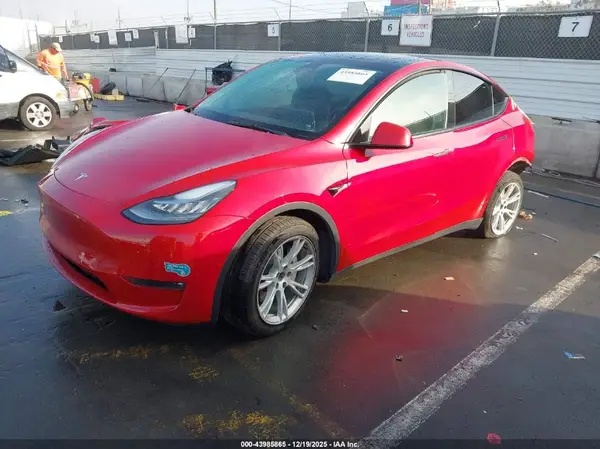 5YJYGDEEXMF199138 2021 TESLA MODEL Y - Image 2