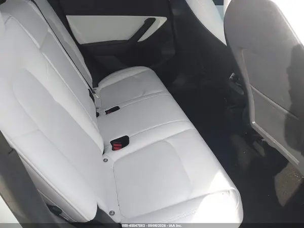 5YJYGDEEXMF202829 2021 TESLA MODEL Y - Image 8