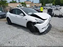 5YJYGDEEXMF203995 2021 TESLA MODEL Y