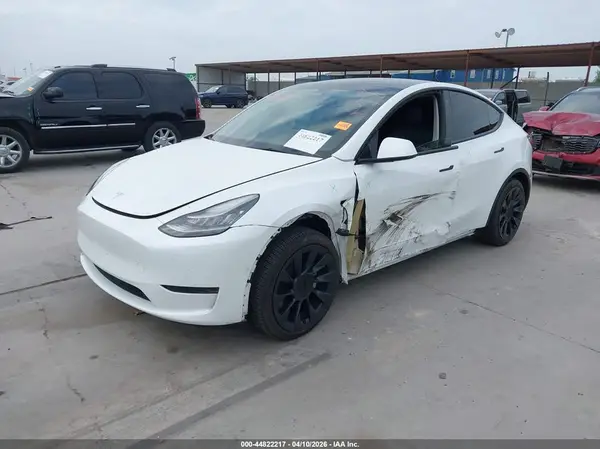 5YJYGDEEXMF209330 2021 TESLA MODEL Y - Image 2