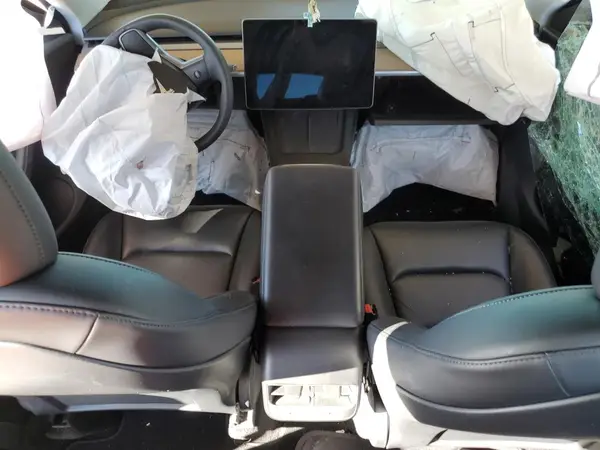 5YJYGDEEXMF213751 2021 TESLA MODEL Y - Image 8