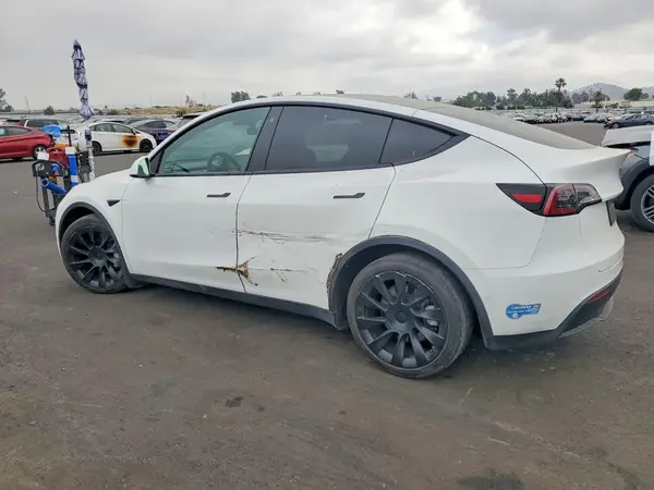 5YJYGDEEXMF217489 2021 TESLA MODEL Y - Image 2