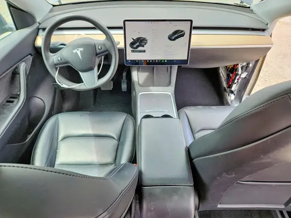 5YJYGDEEXMF217637 2021 TESLA MODEL Y - Image 8