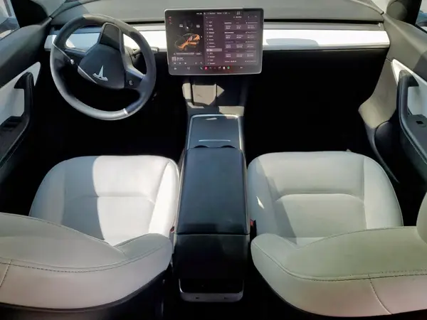 5YJYGDEEXMF228606 2021 TESLA MODEL Y - Image 8