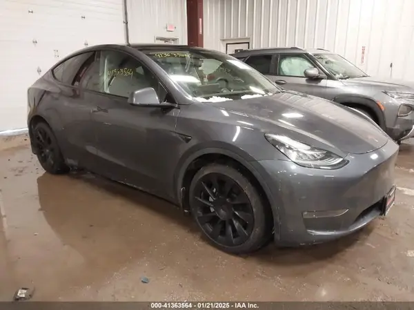 5YJYGDEEXMF232185 2021 TESLA MODEL Y - Image 1