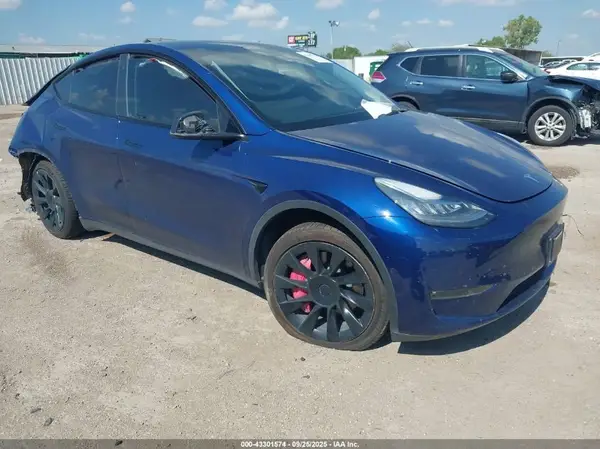 5YJYGDEEXMF233160 2021 TESLA MODEL Y - Image 1