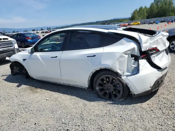5YJYGDEEXMF240383 2021 TESLA MODEL Y - Image 2