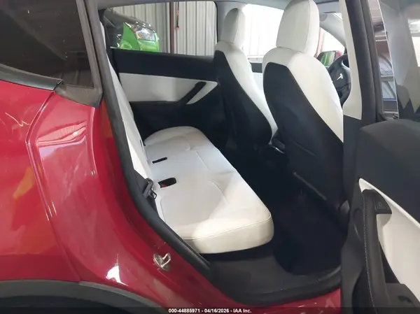 5YJYGDEEXMF243705 2021 TESLA MODEL Y - Image 8