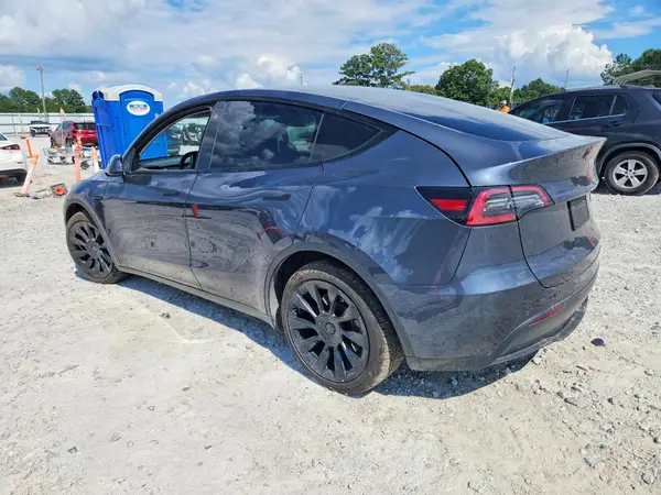 5YJYGDEEXMF244529 2021 TESLA MODEL Y - Image 2