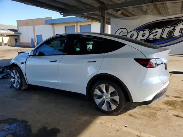 5YJYGDEEXMF255353 2021 TESLA MODEL Y - Image 2