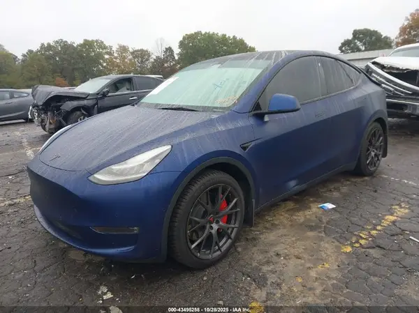 5YJYGDEEXMF255725 2021 TESLA MODEL Y - Image 2