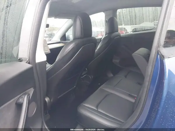 5YJYGDEEXMF255725 2021 TESLA MODEL Y - Image 8