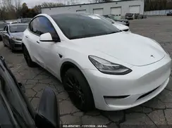 5YJYGDEEXMF257944 2021 TESLA MODEL Y