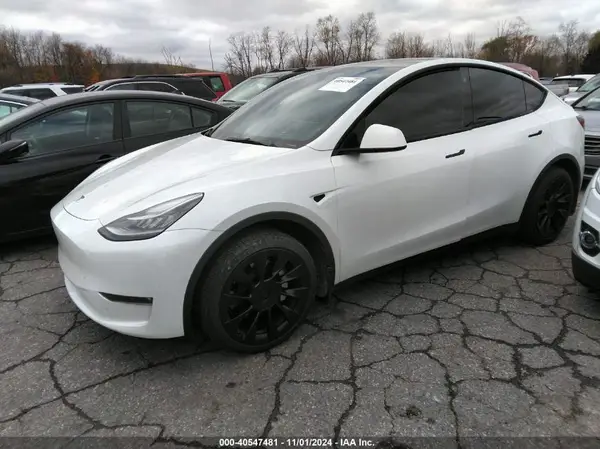 5YJYGDEEXMF257944 2021 TESLA MODEL Y - Image 2