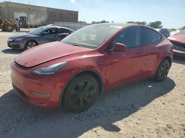 5YJYGDEEXMF259032 2021 TESLA MODEL Y - Image 1