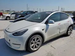5YJYGDEEXMF262593 2021 TESLA MODEL Y