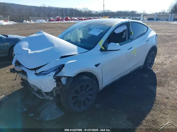 5YJYGDEEXMF262755 2021 TESLA MODEL Y - Image 2