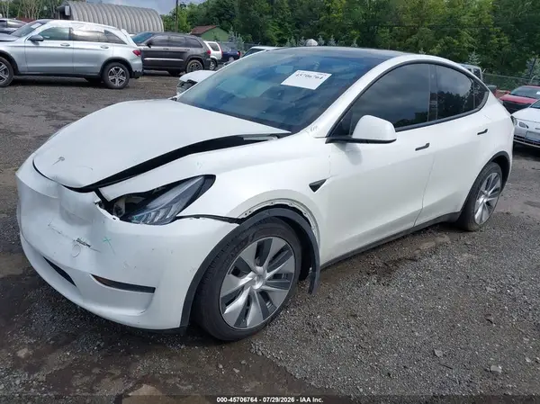 5YJYGDEEXMF266742 2021 TESLA MODEL Y - Image 2