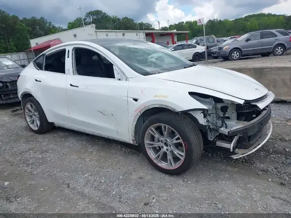 5YJYGDEEXMF267616 2021 TESLA MODEL Y - Image 1