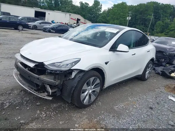 5YJYGDEEXMF267616 2021 TESLA MODEL Y - Image 2