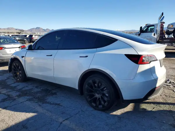 5YJYGDEEXMF269821 2021 TESLA MODEL Y - Image 2