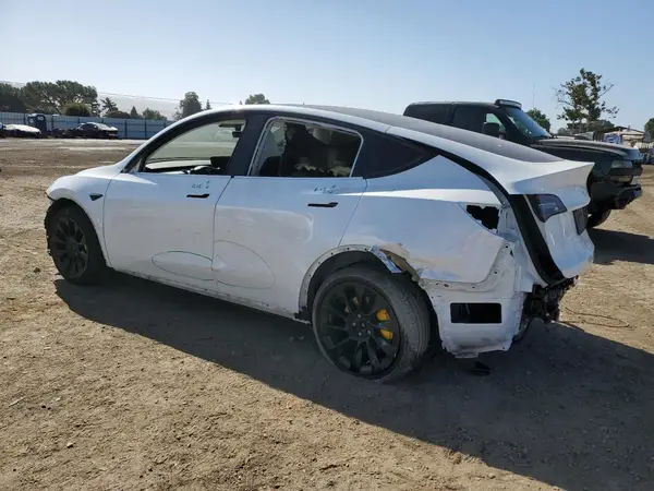 5YJYGDEEXMF271021 2021 TESLA MODEL Y - Image 2