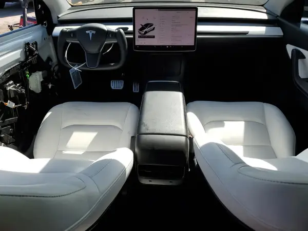 5YJYGDEEXMF271021 2021 TESLA MODEL Y - Image 8