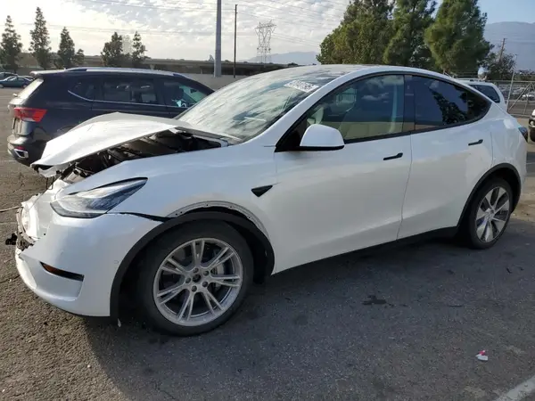 5YJYGDEEXMF276610 2021 TESLA MODEL Y - Image 1