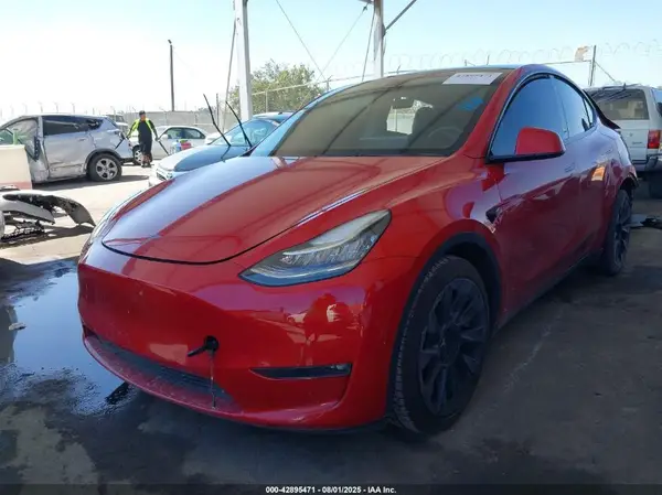 5YJYGDEEXMF285369 2021 TESLA MODEL Y - Image 2
