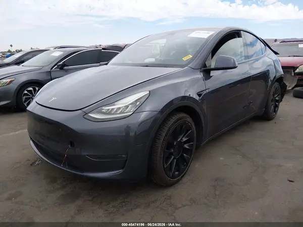 5YJYGDEEXMF285596 2021 TESLA MODEL Y - Image 2