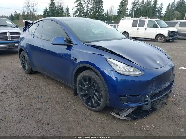 5YJYGDEEXMF286800 2021 TESLA MODEL Y - Image 1