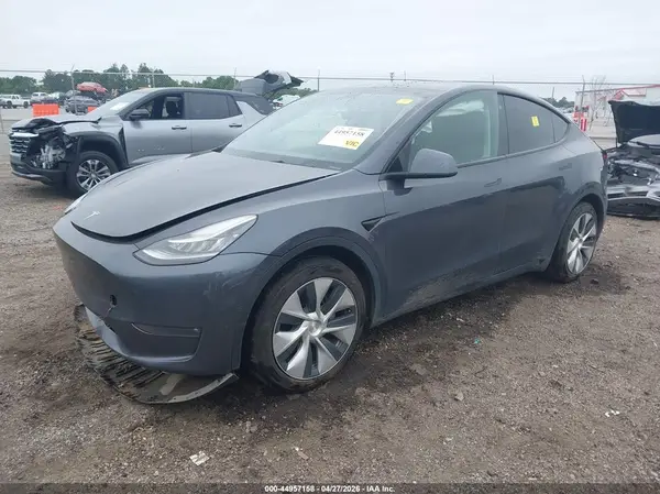 5YJYGDEEXMF286943 2021 TESLA MODEL Y - Image 2