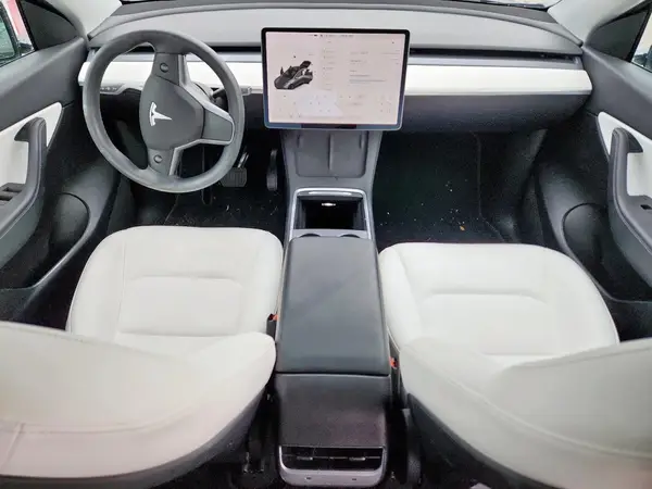 5YJYGDEEXMF287686 2021 TESLA MODEL Y - Image 8