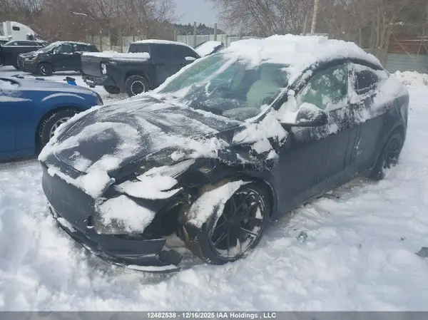5YJYGDEEXMF299921 2021 TESLA MODEL Y - Image 2
