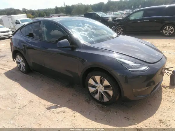 5YJYGDEEXMF300985 2021 TESLA MODEL Y - Image 1