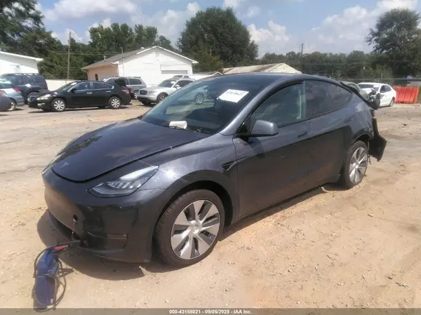 5YJYGDEEXMF300985 2021 TESLA MODEL Y - Image 2