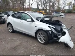 5YJYGDEEXMF301697 2021 TESLA MODEL Y