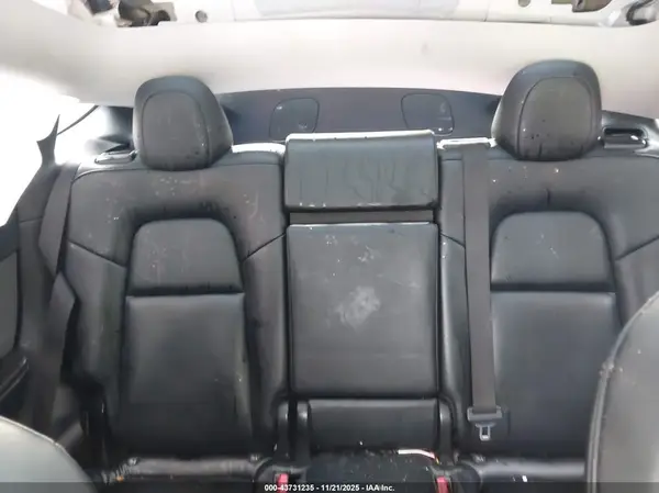 5YJYGDEEXMF301697 2021 TESLA MODEL Y - Image 8