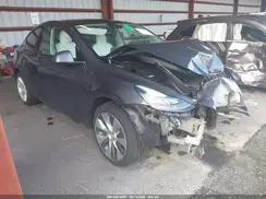 5YJYGDEEXMF301828 2021 TESLA MODEL Y