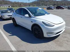 5YJYGDEEXMF304096 2021 TESLA MODEL Y