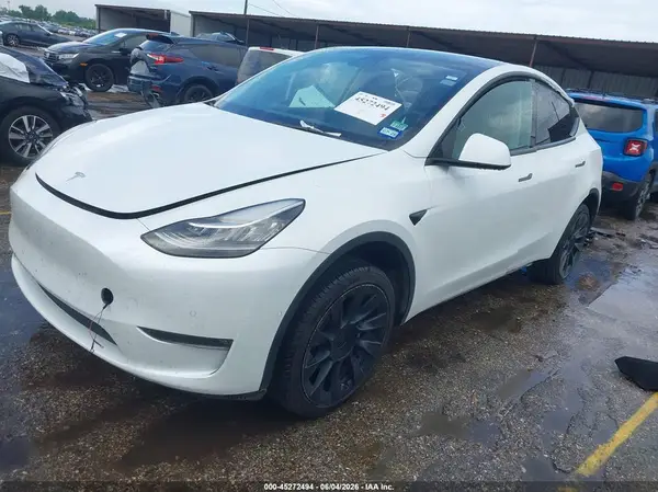 5YJYGDEEXMF306236 2021 TESLA MODEL Y - Image 2