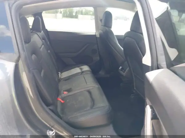 5YJYGDEF0LF004803 2020 TESLA MODEL Y - Image 8