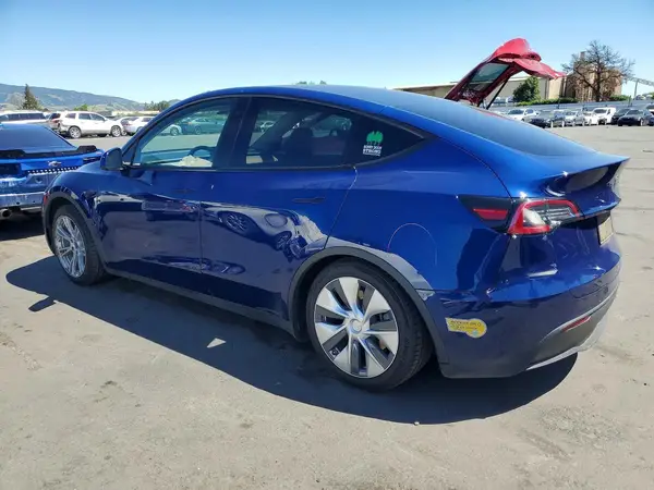 5YJYGDEF0LF005580 2020 TESLA MODEL Y - Image 2
