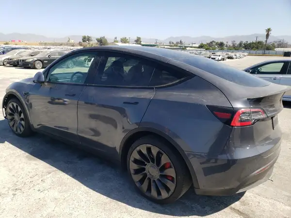 5YJYGDEF0MF098411 2021 TESLA MODEL Y - Image 2