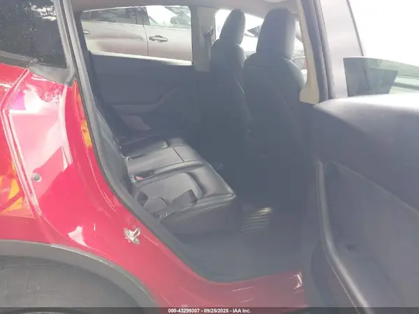 5YJYGDEF0MF141015 2021 TESLA MODEL Y - Image 8